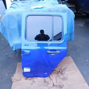 Rear Door JEEP WRANGLER Left 18 19