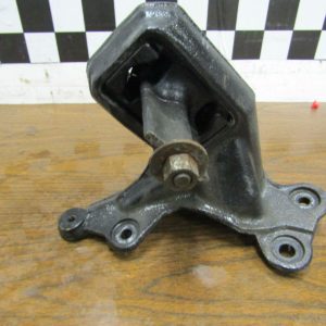 12-17 Jeep Wrangler JK 3.6L Front Left Engine Motor Mount OEM