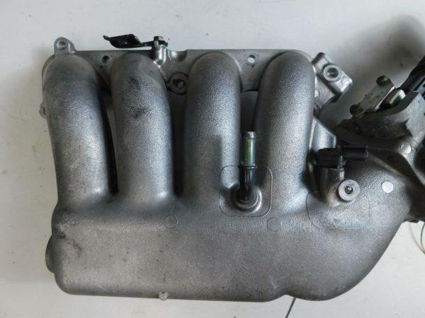 2003-2006 Honda Element OEM Intake Manifold & Throttle Body