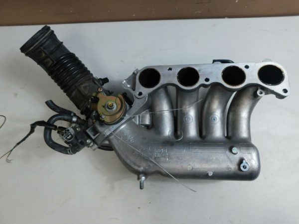 2003-2006 Honda Element OEM Intake Manifold & Throttle Body