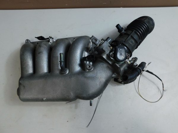 2003-2006 Honda Element OEM Intake Manifold & Throttle Body