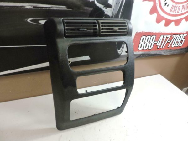 2003-2006 Jeep Wrangler TJ Center Dash Trim Panel OEM Black Textured 5HG72DX9AA