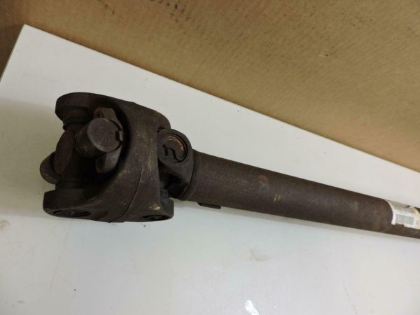 2003-2006 Jeep Wrangler TJ Rubicon Front Driveshaft NP241J 52853404AE OEM