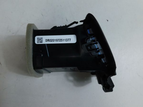 2017-2019 Honda CRV CR-V OEM Driver Side Vent 77620-TLA-A11ZA A2