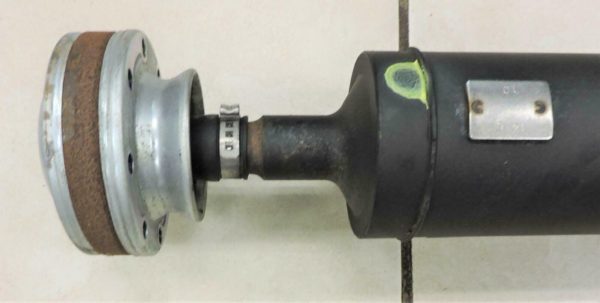 2018 Jeep Wrangler JL Unlimited 4 Door Rear Driveshaft OEM #68272543AC