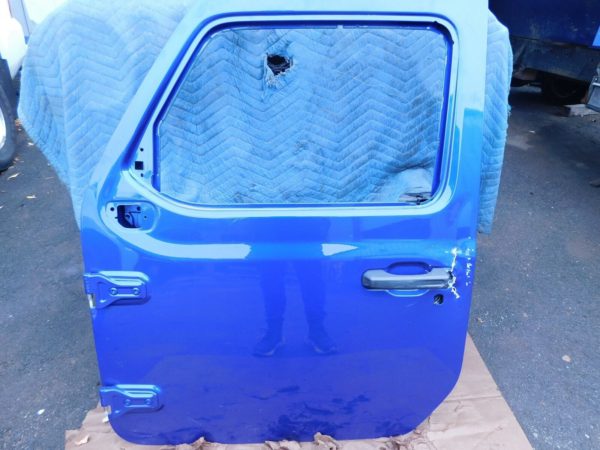 Jeep Wrangler 19 Front left door SHELL