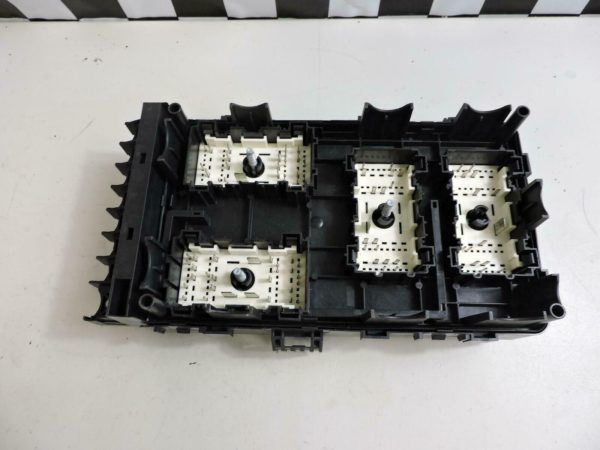 2018-19 Jeep Wrangler JL Fuse Box TIPM Power Distribution Module 68298935ad