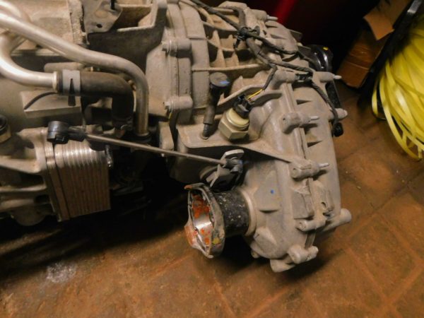 2018-2020 Jeep Wrangler JL OEM Transfer Case 124 Miles Like New 68240441AC