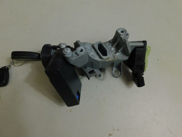 09-18 Jeep Dodge Chrysler OEM Ignition Switch Lock Cylinder & 2 Keys 05057296AL