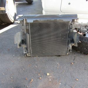 10-17 Jeep Wrangler JK radiator with fan