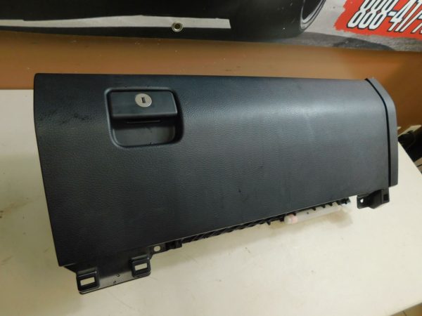 14-19 Toyota Tundra OEM Glove Box Compartment Assembly 55459-0C010 / 55433-0c040