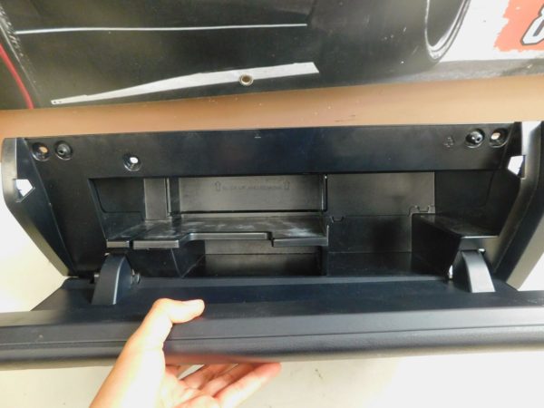 14-19 Toyota Tundra OEM Glove Box Compartment Assembly 55459-0C010 / 55433-0c040