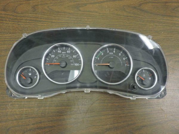 15-18 Jeep Wrangler JK Speedometer Instrument Cluster 174221 Miles 05091413AC