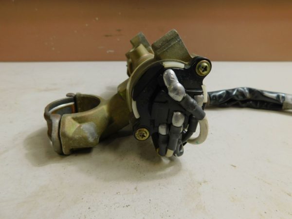 1996-2000 Honda Civic OEM Ignition Switch Assembly w/ Key 35100-S01-A01 S04-81