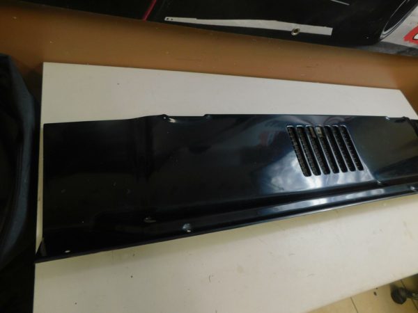 1997-2006 Jeep Wrangler TJ LJ OEM Single Vent Cowl Panel