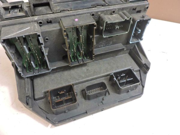 2011 Jeep Wrangler 3.8L TIPM Temic Integrated Module Fuse Box 04692332AE OEM