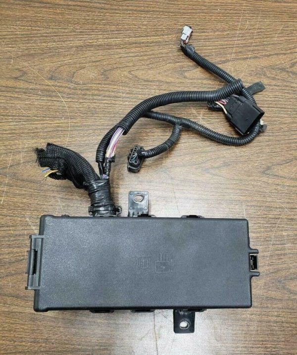 2013 Ford Mustang GT Smart Junction Fuse Box Power Module #AR3T-14A003-AB