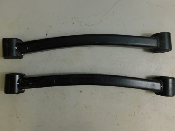 2018-2020 Jeep Wrangler JL OEM Rear Lower Control Arm Pair 68247741AA