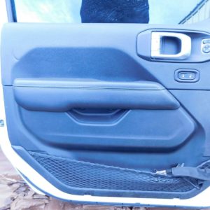 Jeep Wrangler 19 Front right door