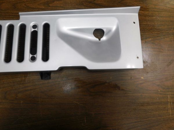 Jeep Wrangler 11-18 Cowl vent panel.